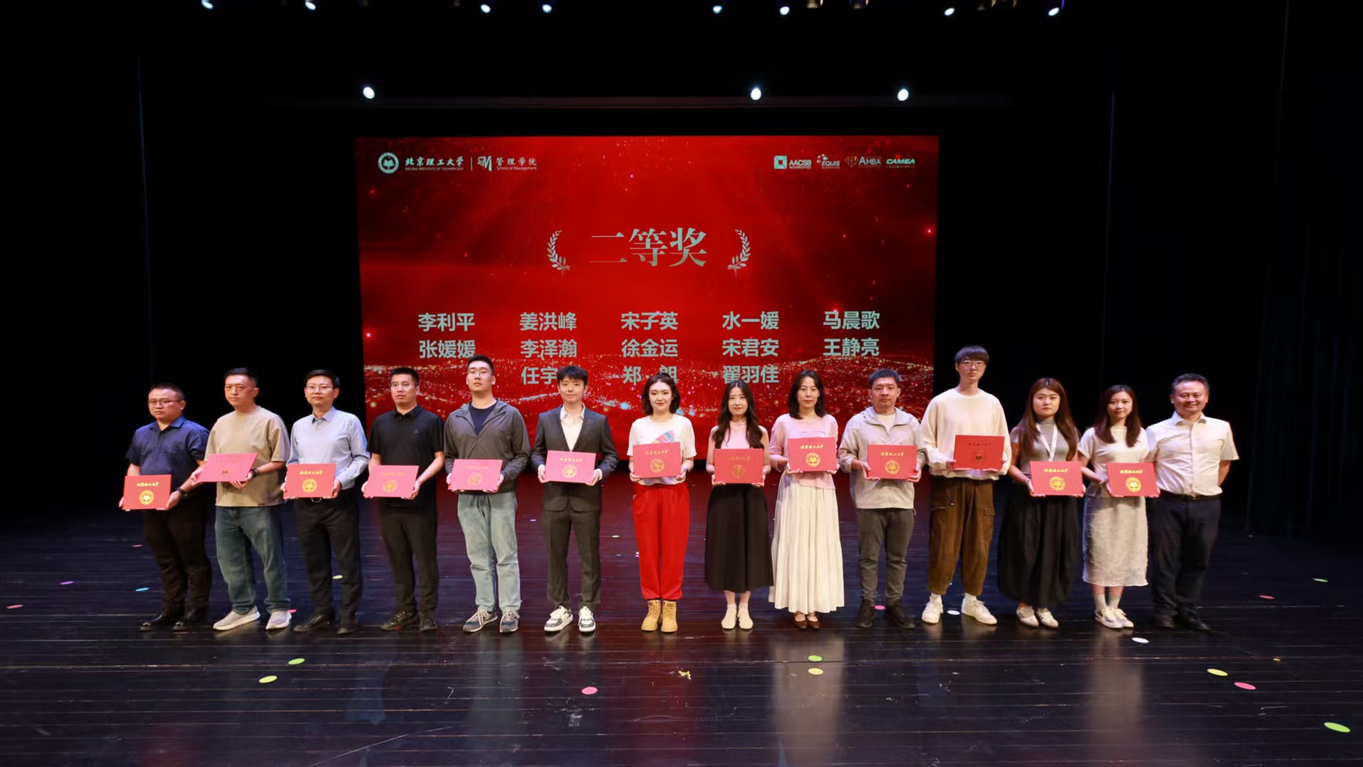微信图片_20250908152112_185_40_副本.jpg